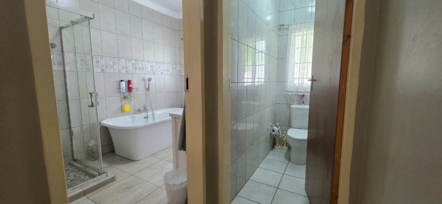 4 Bedroom Property for Sale in Jan Cillierspark Free State